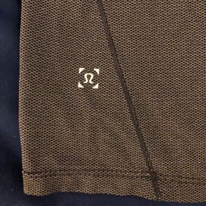 Lululemon Men’s Workout Shirt Silver Tech Small